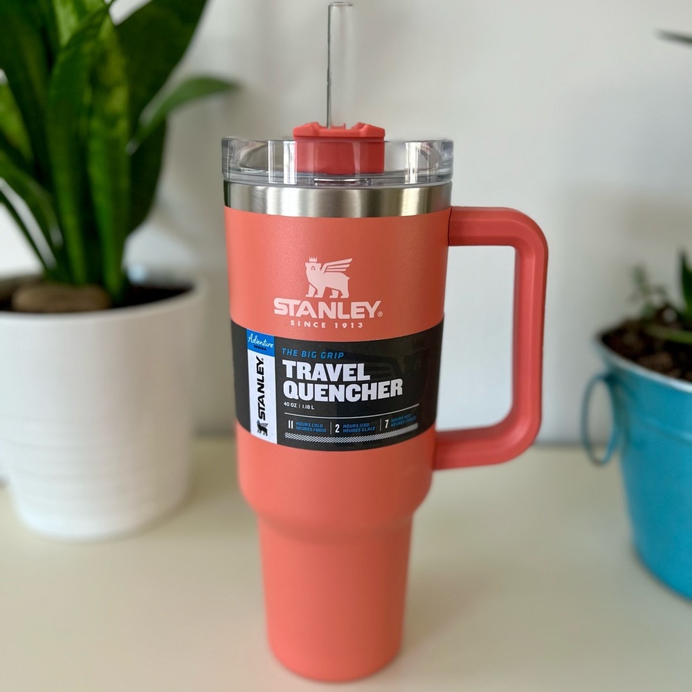 NEW Stanley Tumbler - 40 oz (Grapefruit)